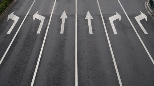 LEWIS expande de A(ntuérpia) para B(ruxelas)